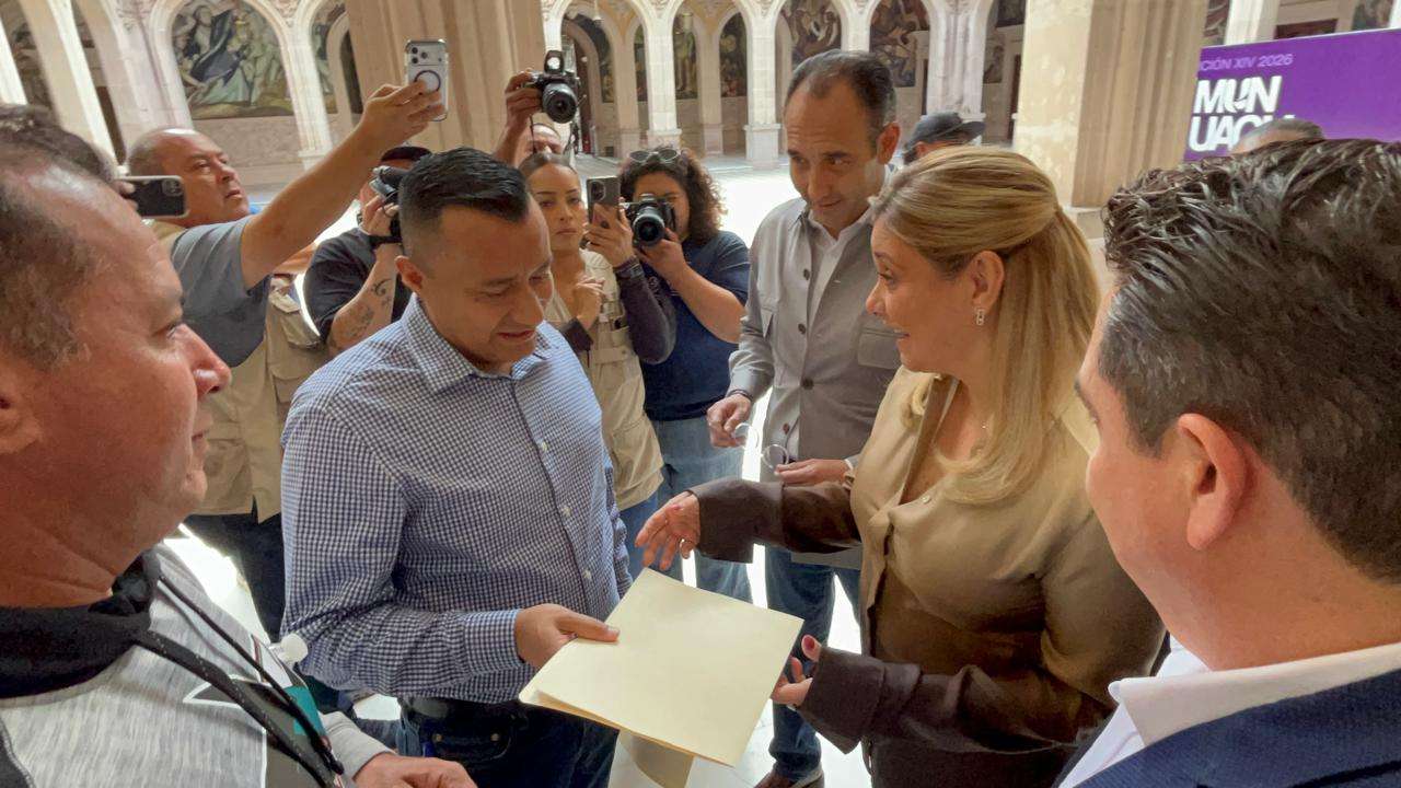 Acusa Maru Campos persecución política de la FGR por citatorio | El Bordo