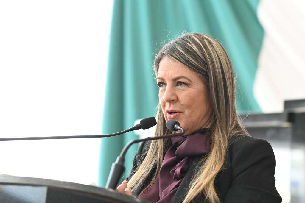 Señala Rosana inconsistencias en registro de votación del Paquete Económico