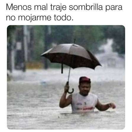 Menos mal traje sombrilla 